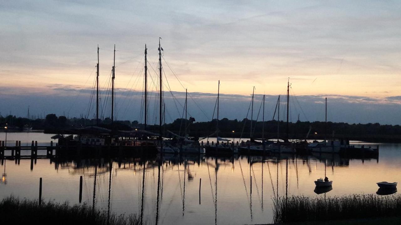 Bed & Breakfast De Schans Makkum Exterior foto